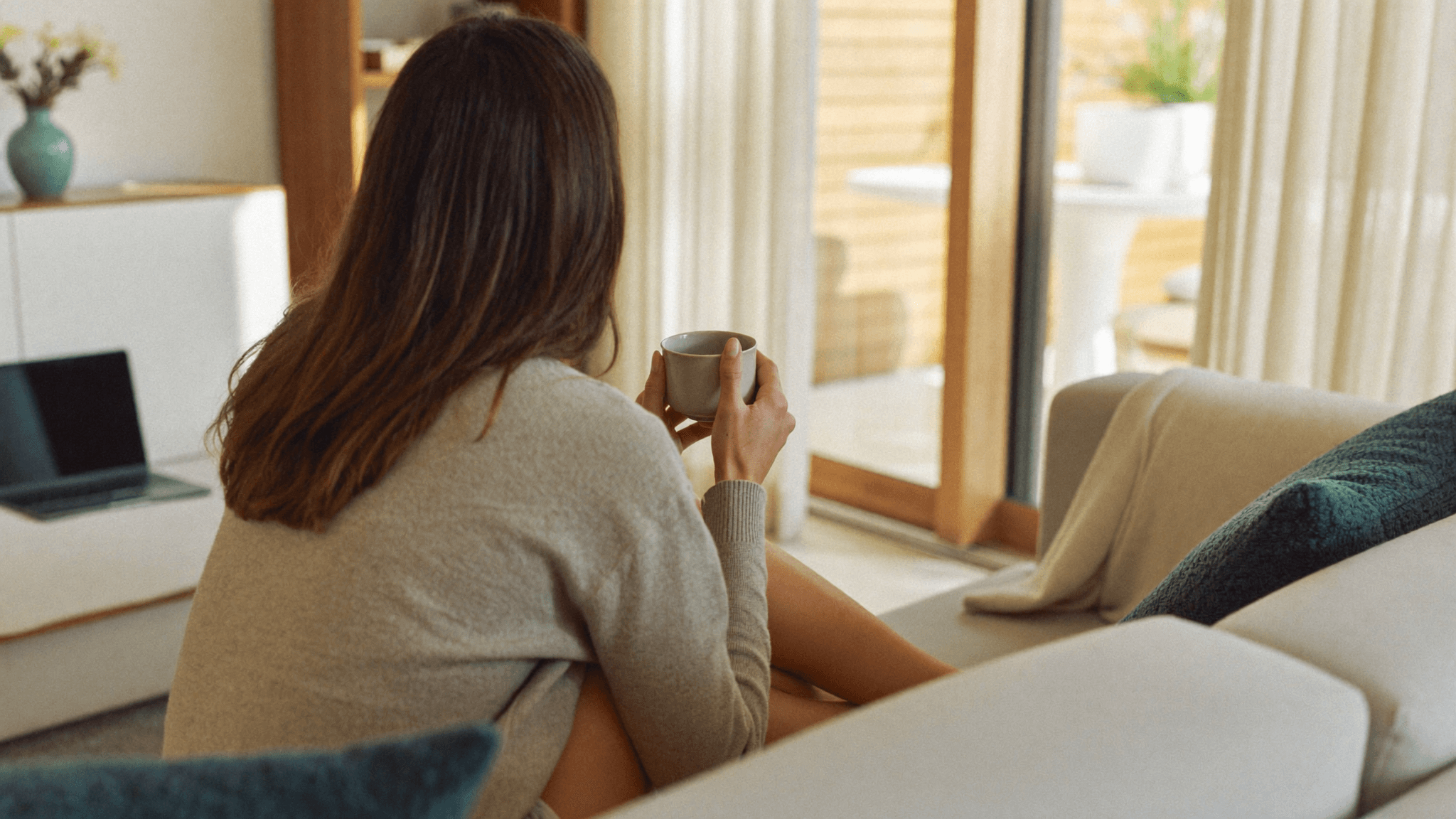 5 Reasons People Are Switching From Ro and Hims to Smaller Telehealth Platforms